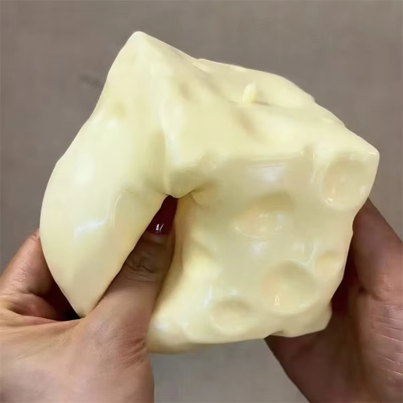 Milk Yellow Cheese Squishy Str - Kids Toys Yellow recensione e prezzo