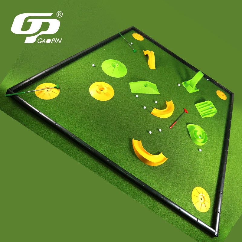 Mini Golf Course Set Indoor/Ou - Kids Toys And Games recensione e prezzo
